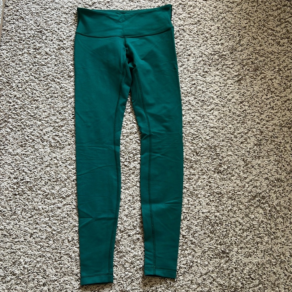 Lululemon athletica, size 4